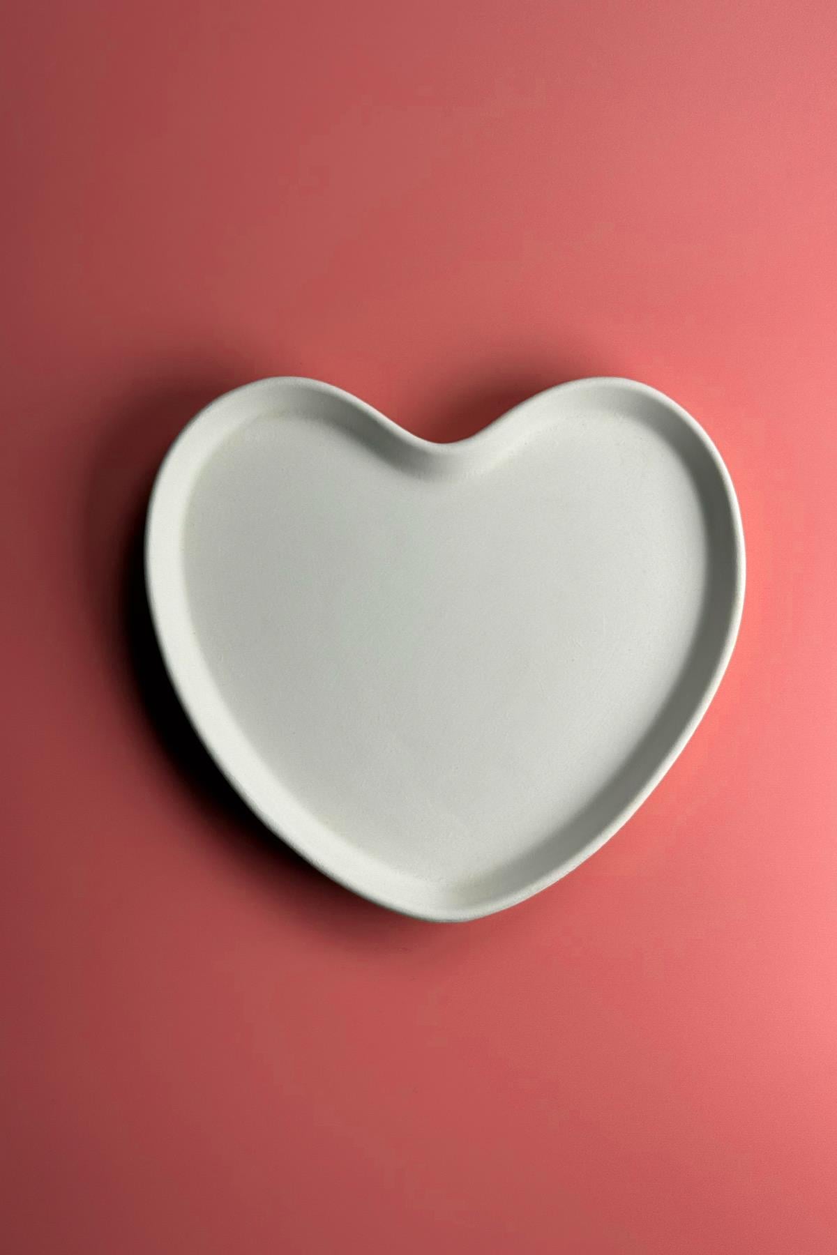 Refsan Heart Shaped Plate Ceramic Biscuit